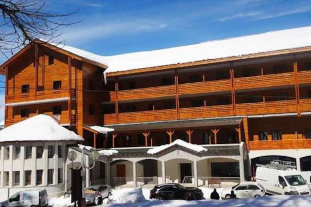 Superbe T2 Au Pied Des Pistes Daire Guillaumes Dış mekan fotoğraf